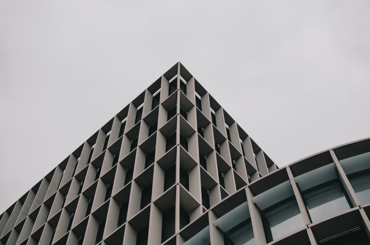 Commercial building exterior for structural defect inspection services